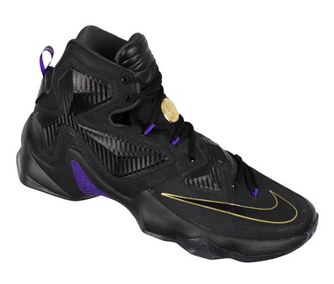 nike lebron shoes men